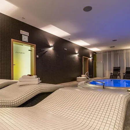 Kraví Hora Hotel