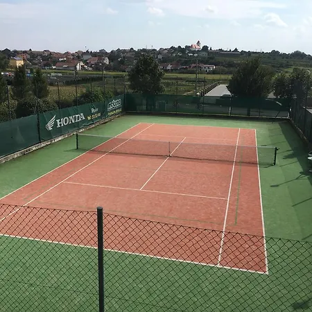 Kravi Hora Hotel Bořetice