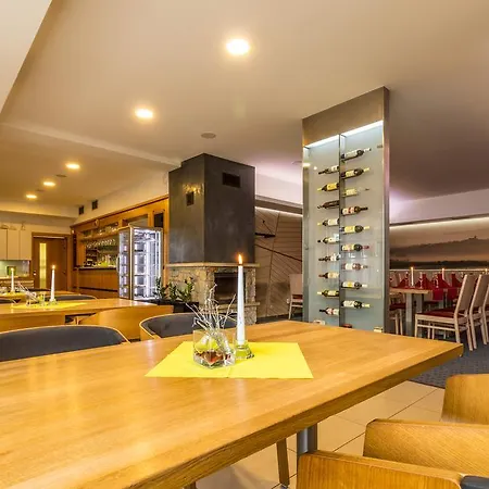 Kraví Hora Hotel