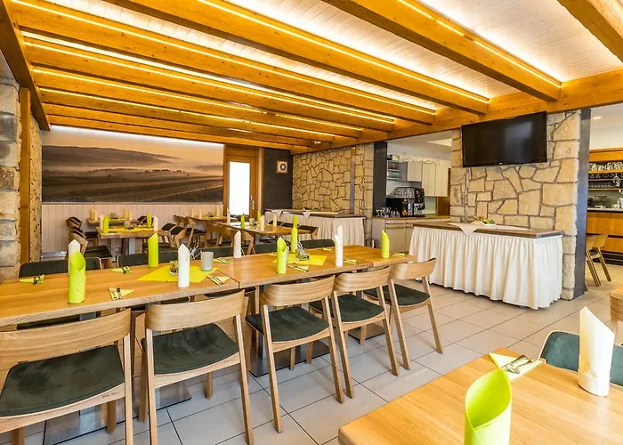 酒店 Kravi Hora